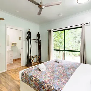 Red Mill House In Daintree Bed & Breakfast