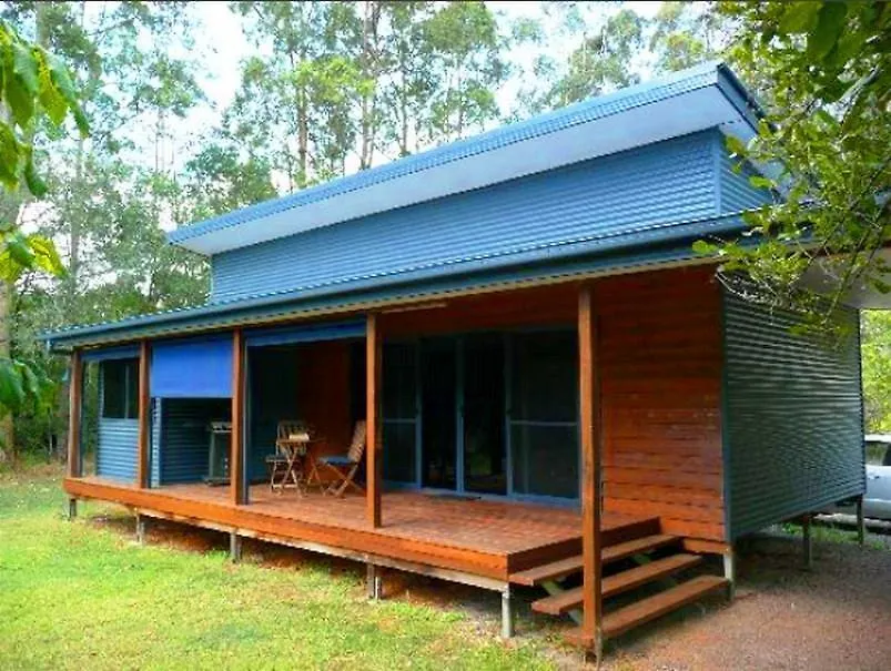 Crookneck Retreat Hotel Glass House Mountains Austrália